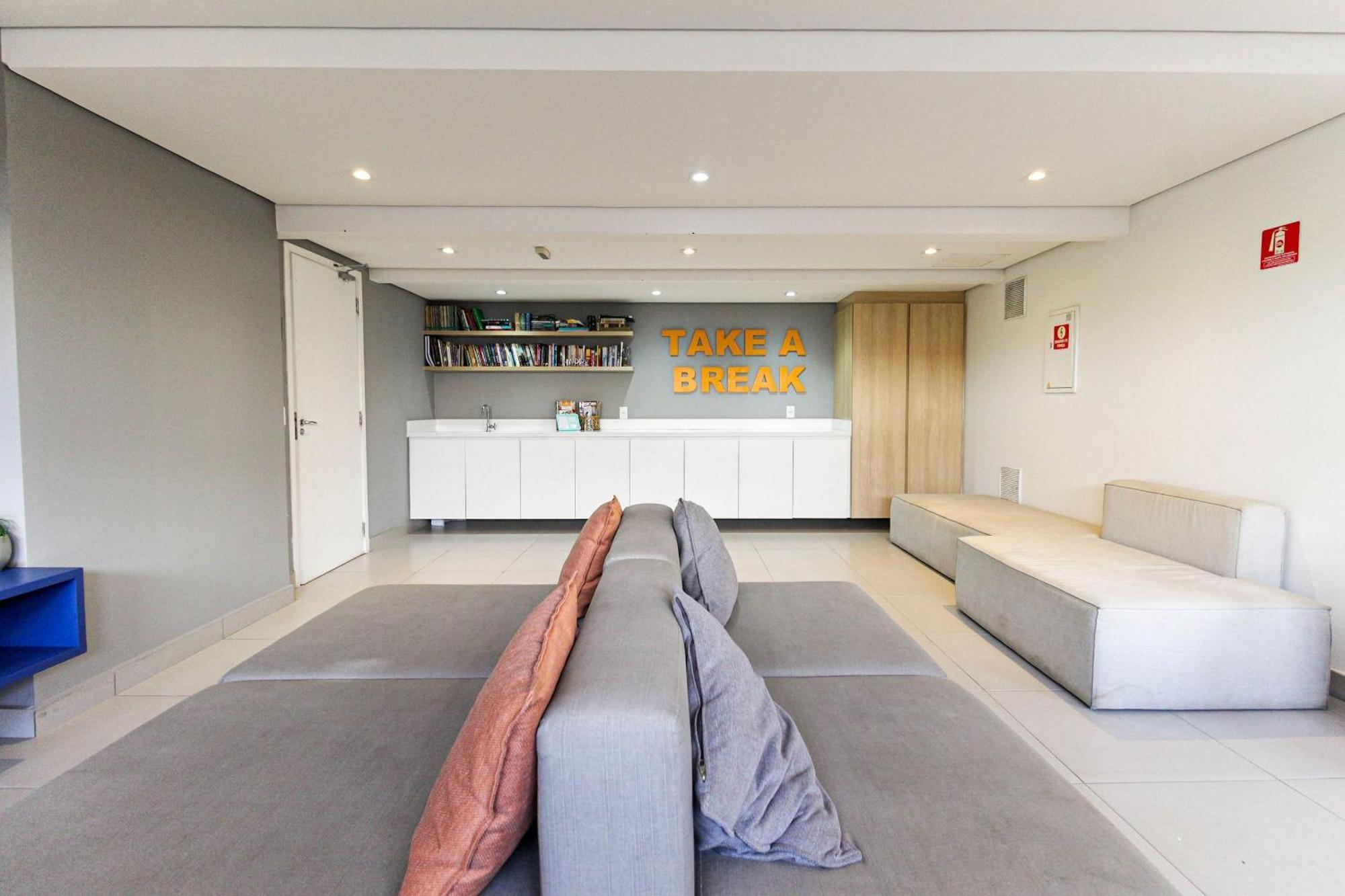 Ah712 - No Bras | Prox. Ao Metro Com Ar Apartamento *